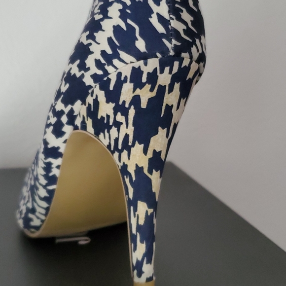 JustFab Marne Navy Pump size 10 - Picture 2 of 5